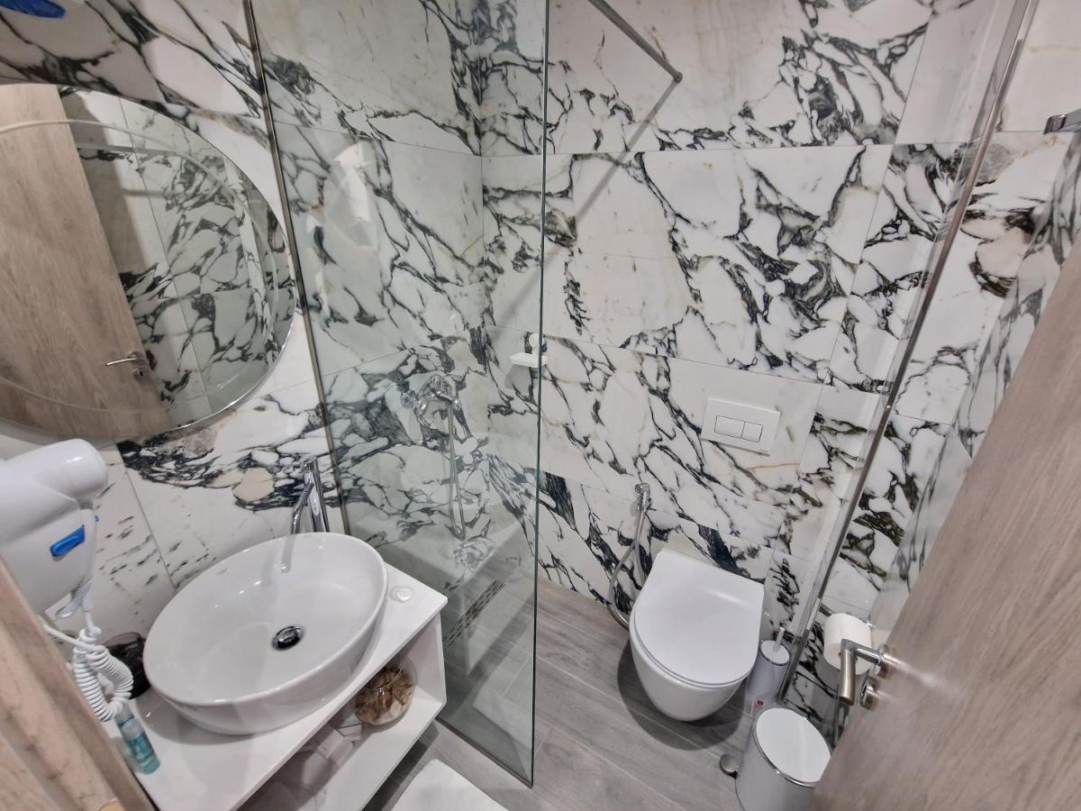 Afrodite Suites Saranda Zewnętrze zdjęcie